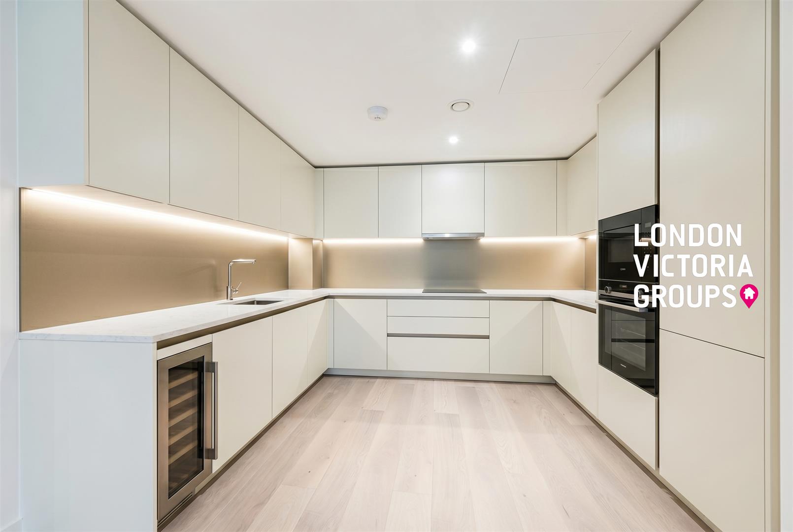 2 bed property in Morris Court, Tierney Lane, London